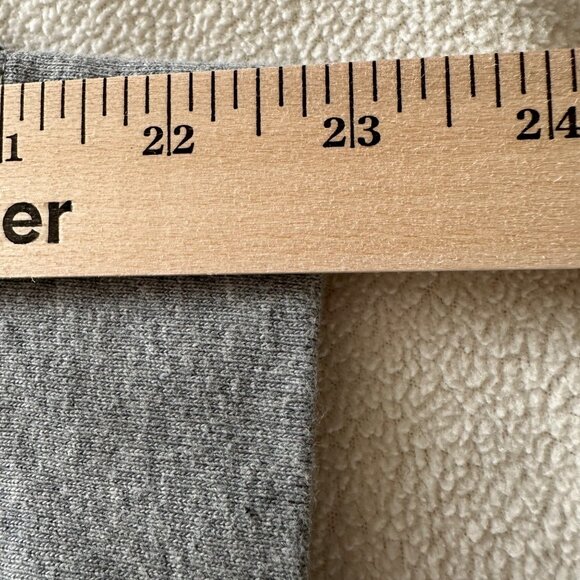 Old Navy Men's Gray Long Sleeve 2 Button Thermal Henley SZ Large - Picture 7 of 8